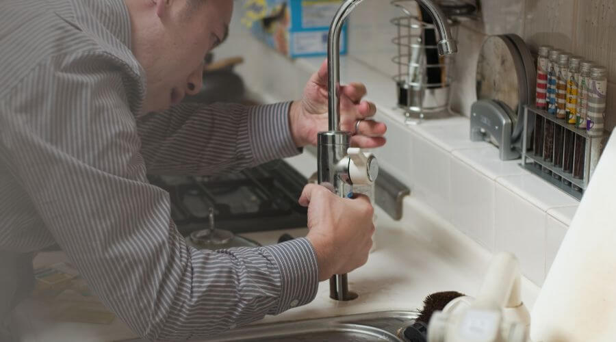 Local tankless water heater installation in Runge, TX